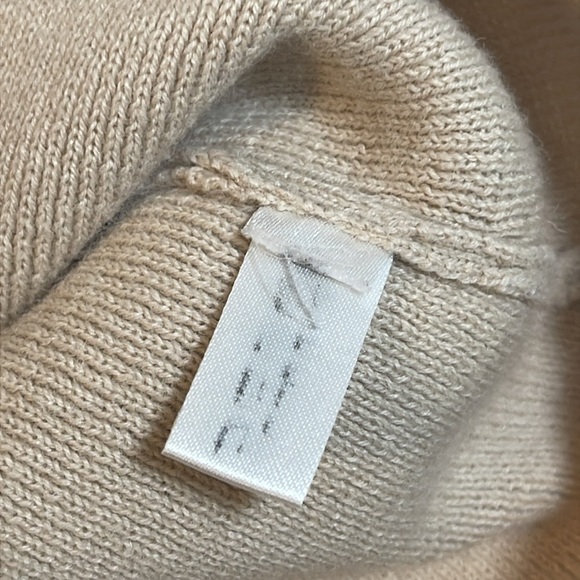 Paul Harris Designs Cream Cropped Short Sleeve Sweater Top Button Size M - Picture 4 of 4